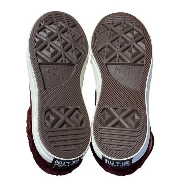 Converse One Star Ox Fuzzy Sneakers - Picture 9 of 10